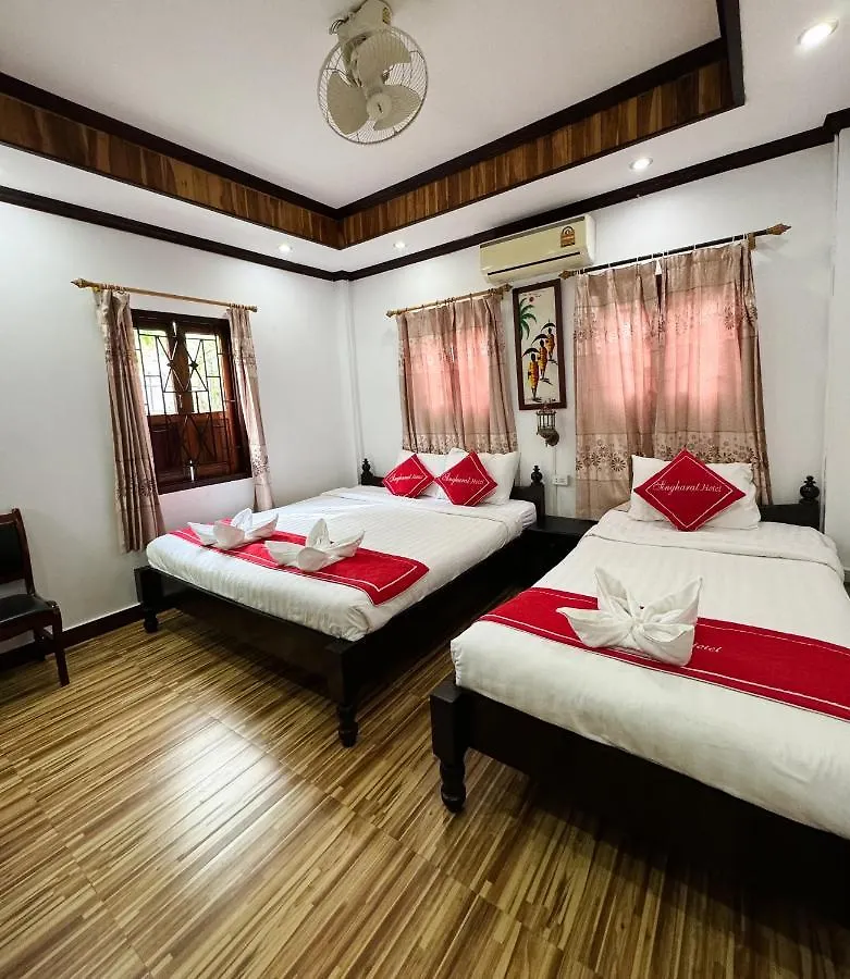 Singrarat Hotel Luangprabang 3*,
